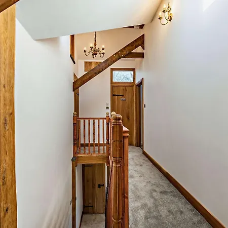 2 Bed In 85894